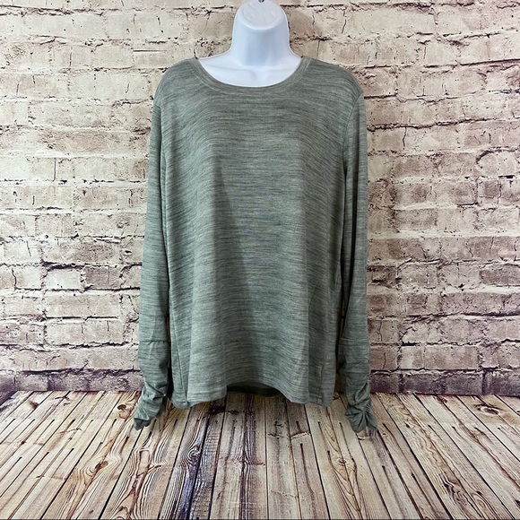 The Original MUK LUKS Gray Ruched Long Sleeve Top - Picture 1 of 10